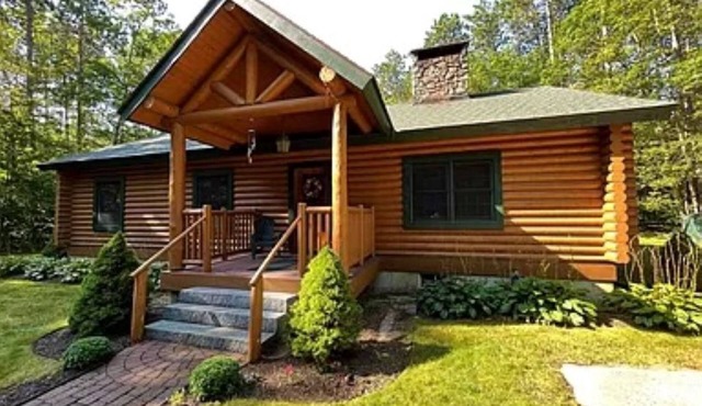 Cozy Bear Cabin - 10 minutes from Cranmore and Attitash mountains