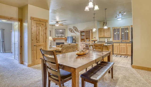 Cozy Bear Hollow Village Condo