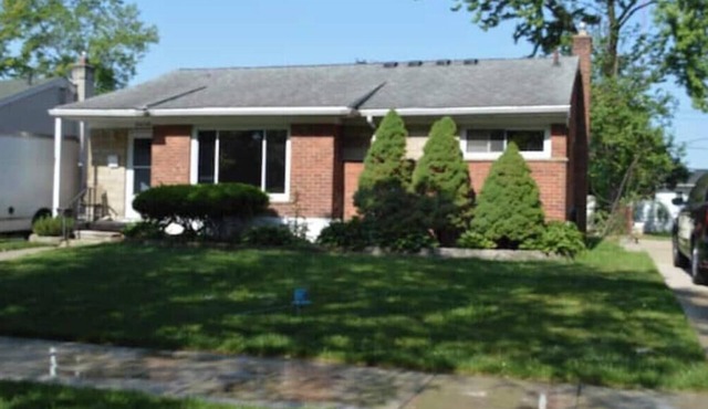 Cozy Beautiful 3 Bedroom Home.