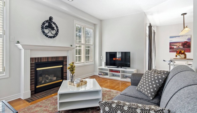 Cozy Beautiful 4BR Family Home/Sleeps 8