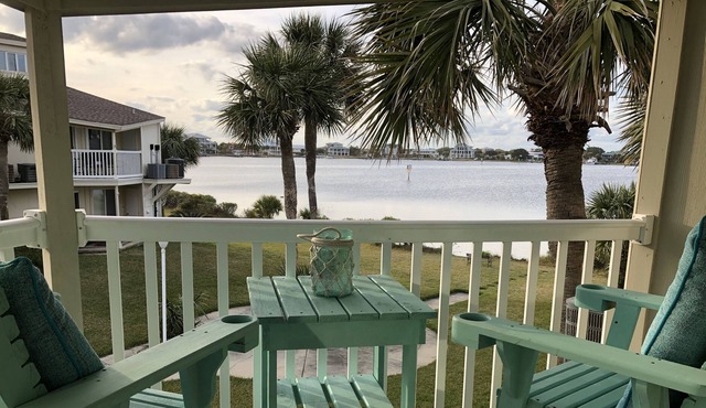 Cozy, beautiful condo on Pensacola Beach with water views of Villa Sabine