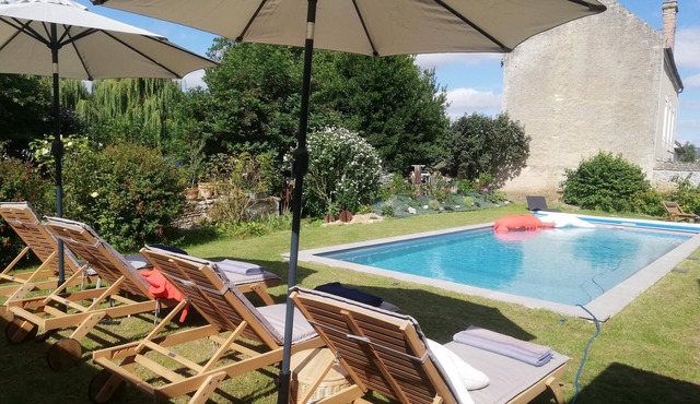 Cozy bed and breakfast 10 mn from beaches and main sites of the 1944 landings.