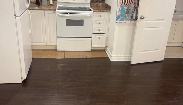 Cozy bedroom/bath w/kitchen