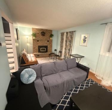 Cozy Belleville Retreat Near DT & Waterfront