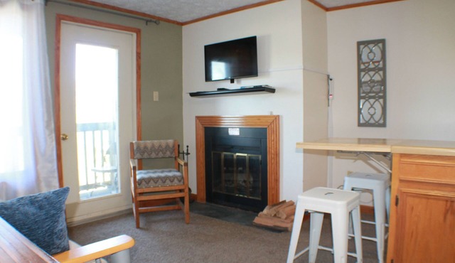 Cozy Blue Knob Ski Condo Mountain Getaway 1 bedroom