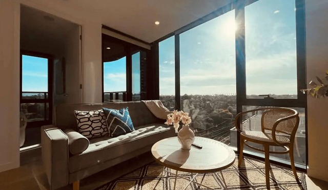 Cozy Box Hill Apartment