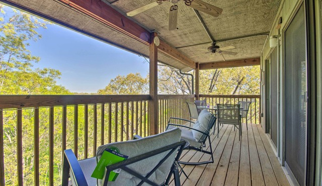 Cozy Branson Getaway ~ 2 Mi to Silver Dollar City!