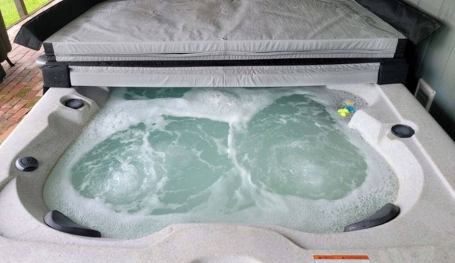 Cozy Bremen Cabin with Hot Tub and Outdoor Bliss