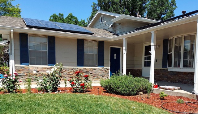 Cozy Broomfield Home