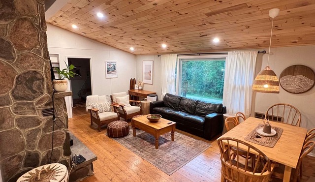 Cozy Bruce Peninsula Cottage - Georgian Bay