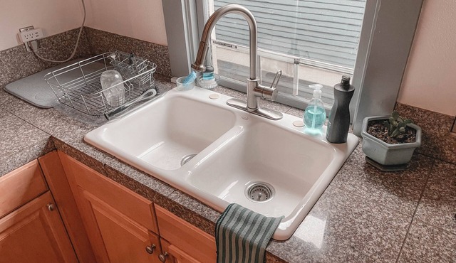 Cozy Bungalow Built in 1891 in NE Portland