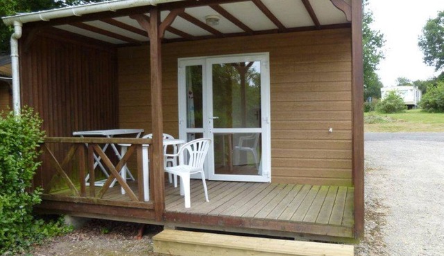 Cozy Chalet with Terrace - 16m² for 2 people