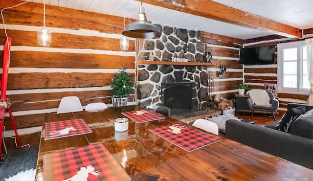 Cozy Cabin