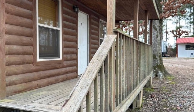 Cozy Cabin #3 Near Lake Merrisach in Tichnor AR