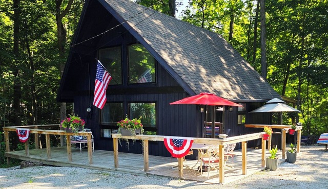 Cozy Cabin- A-Frame style cabin with Loft.