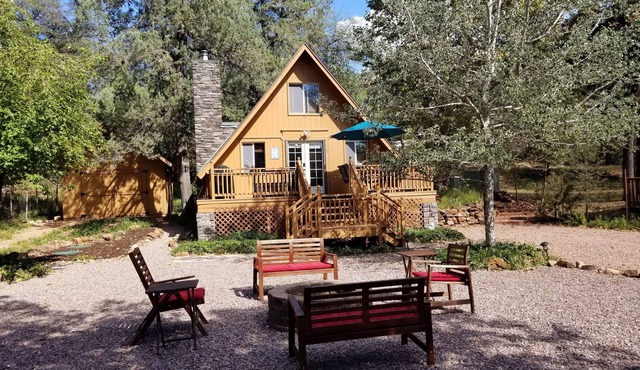 Cozy Cabin at Water Wheel Falls on the East Verde River - Comfy & Clean!