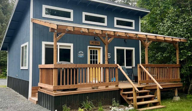 Cozy cabin built in 2020!