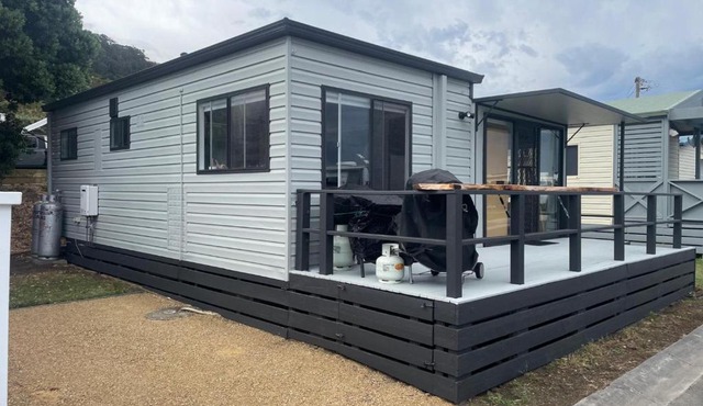 Cozy Cabin by the beach