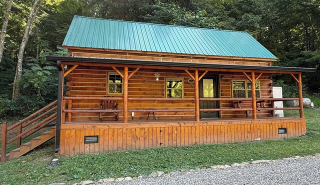 Cozy Cabin Escape in Borden, IN – Minutes from Louisville & Outdoor Trails