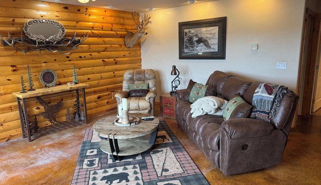 Cozy Cabin feel & picturesque views of Grand Lake!