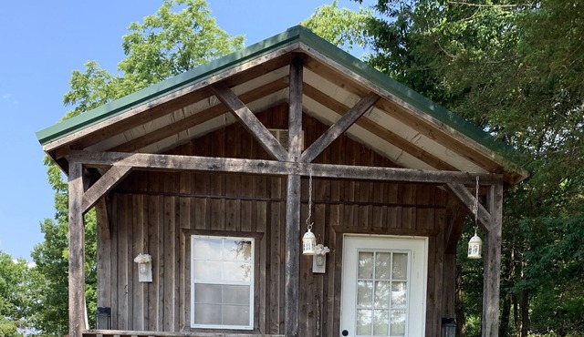 Cozy Cabin Hike to calming brook