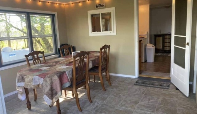 Cozy Cabin/House on 12 acres near UTV trails/Lake/Hunting land