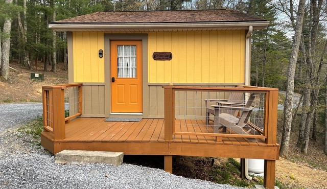 Cozy Cabin | Ideal for Fall Foliage & Rafting