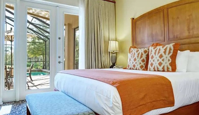 Cozy cabin in cool Clermont with WiFi, AC
