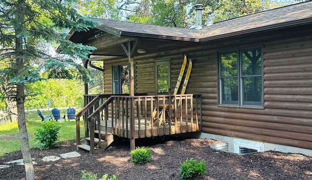 Cozy Cabin in Crosslake! LAKE ACCESS with dock slip available! Sleeps 8