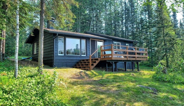Cozy Cabin In The Bay On Devil Track Lake with nearly 100' of Shoreline