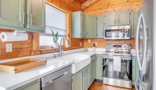 Cozy cabin in the heart of horse country