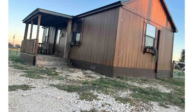 Cozy Cabin in the Cowboy Capital of the World - close to TSU