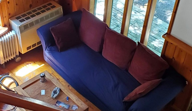 Cozy Cabin in the woods