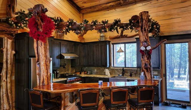 Cozy Cabin in the Pines