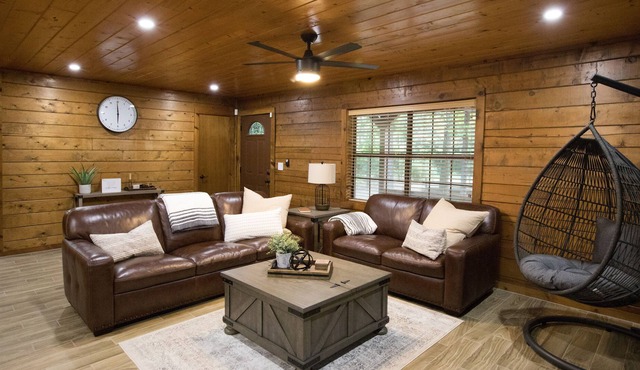 Cozy Cabin just minutes from the lake