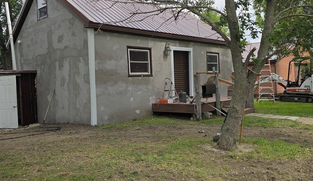 Cozy Cabin Located on 10 Acres