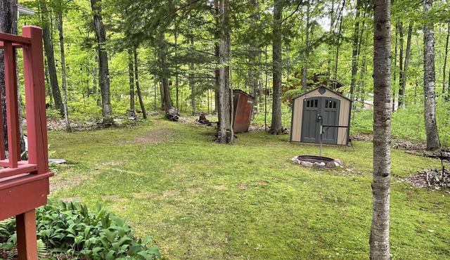 Cozy Cabin located on the UTV/ATV/Snowmobile Trails