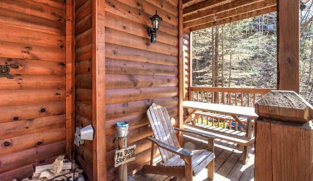 Cozy Cabin| Minutes from PG and GB