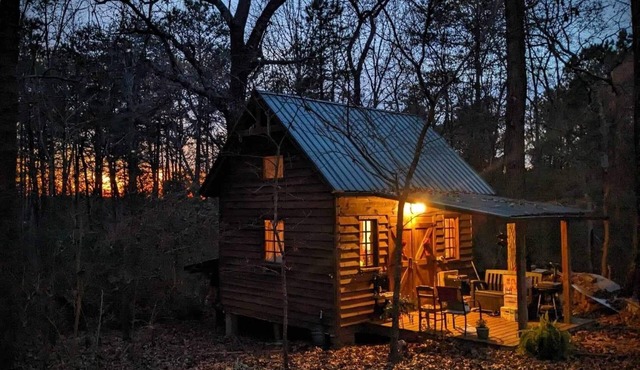 Cozy cabin near Clemson, Duke Energy and Lakes Hartwell and Keowee