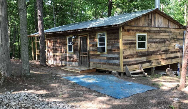 Cozy cabin near hocking hills & tar hollow state park atvs & pets welcomed