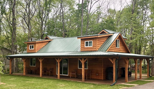 Cozy cabin next to winery!