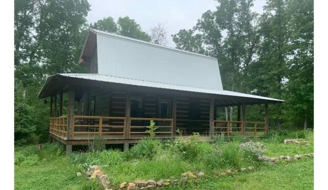 Cozy Cabin of the Ozarks