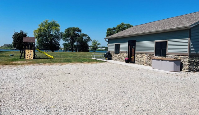 Cozy Cabin on 5 Island Lake - Family Friendly