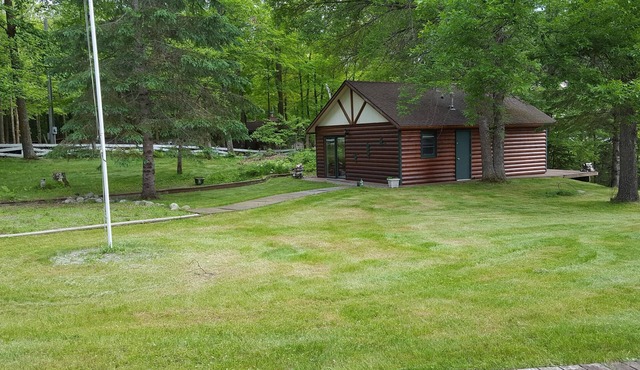 Cozy Cabin on Blackwater Lake near Longville, MN