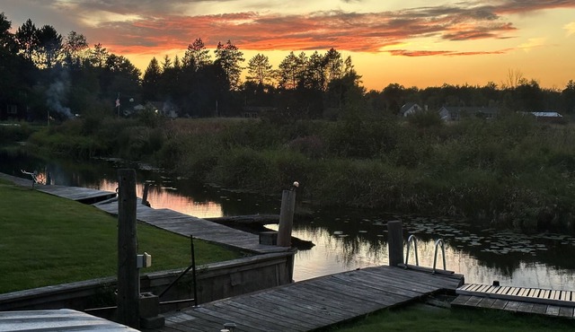 Cozy cabin on the canal of the Muskegon River. Outdoor persons paradise!