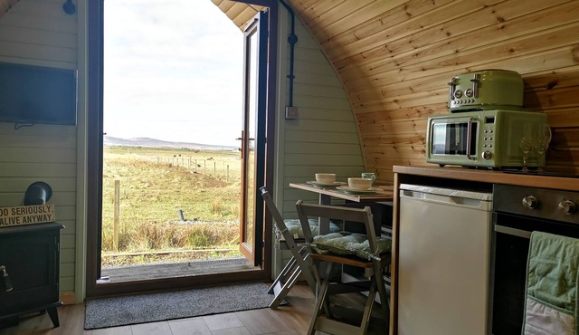 Cozy Cabin Retreat in Halkirk