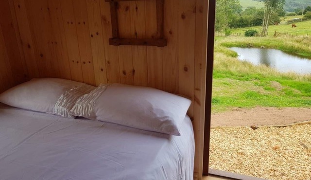 Cozy Cabin Retreat - Sleeps 2 & a Child