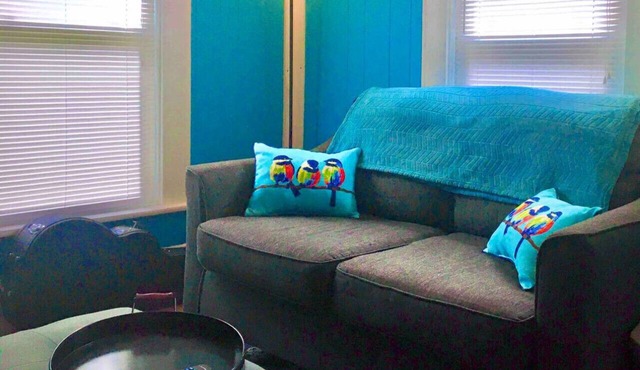 Cozy Cabin Style Bungalow House, Durham, NC