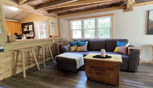 Cozy Cabin surrounded by nature-minutes away from Annapolis Royal!