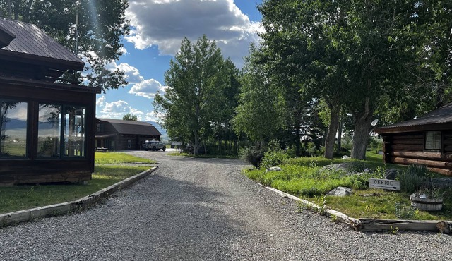 Cozy cabin that sit's on 100 acres right outside of Kremmling Co